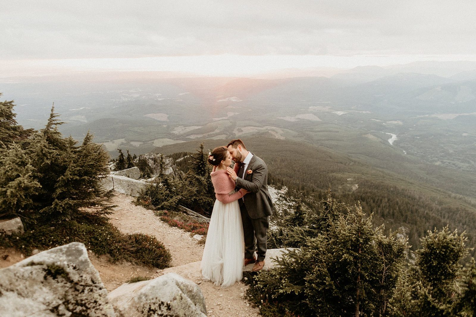 Mountain Top Elopement at the Mt. Pilchuck Fire Lookout