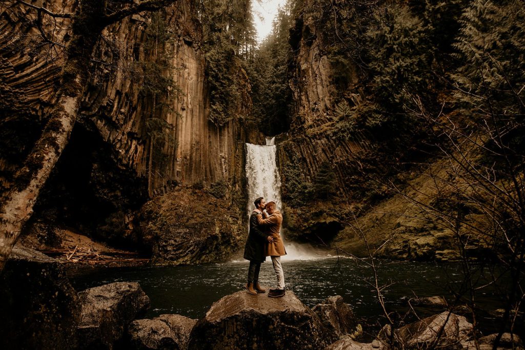 places to elope in oregon