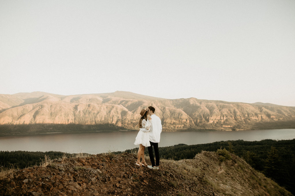 Best trails in Oregon to Elope on